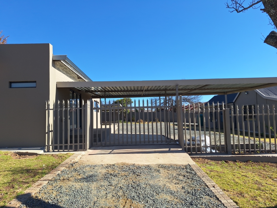 4 Bedroom Property for Sale in Vrede Free State